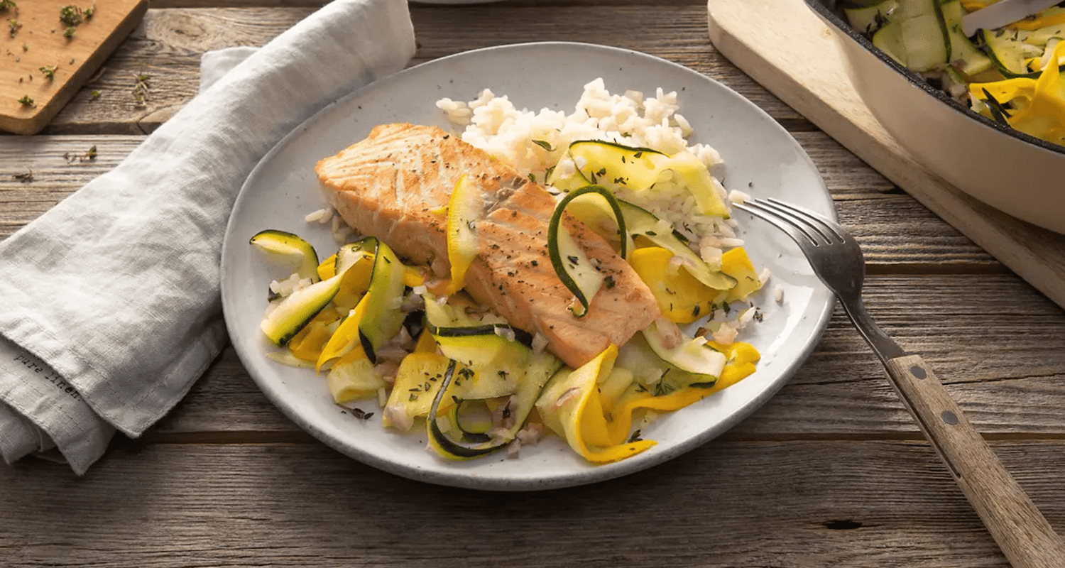 Lachs mit Zucchini und Reis